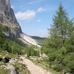 Zu Füßen des Langkofel zur Emilio Comici Hütte