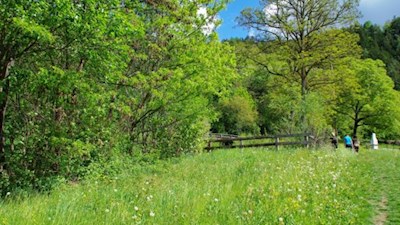 Auf dem Weg zum idyllischen Weiler Karnol