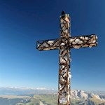 Das Gipfelkreuz des Plattkofel