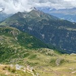 Über aussichtsreiche Bergwiesenhänge zur Laugenalm