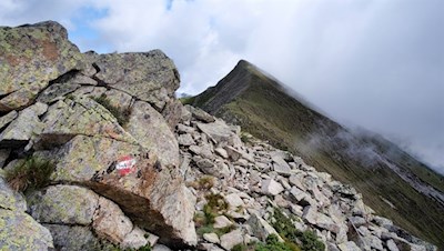 Der steinbeschlagene Anstieg auf das Rudlhorn