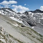 Die Hochfeilerhütte mit dem Gliederferner und dem Hohen Weißzint