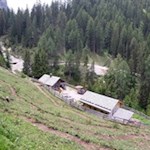 Unterwegs lädt die gemütliche Putzalm zur Einkehr