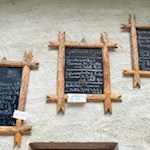 The Dusler Alm mountain hut spoils its guests with all kinds of delicacies...