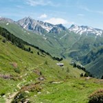 Auf dem berückenden Reiner Höhenweg von Almhütte zu Almhütte
