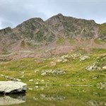 Laugensee am Fuße der Laugenspitze