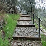 On lovingly created paths to the marmitte dei giganti 