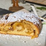 Apfelstrudel der Kerschbaumeralm