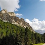 Am Fuße der Felsfluchten der Steviahochfläche zur Regensburger Hütte