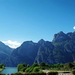Bei Torbole mündet der Fluss Sarca in den Gardasee