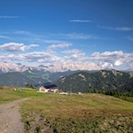 Auf dem Rückweg lädt die Maurerberghütte zur gemütlichen Einkehr