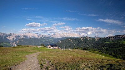 Auf dem Rückweg lädt die Maurerberghütte zur gemütlichen Einkehr
