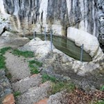 Zu Füßen des größeren "Riesentopfes" hat sich mittlerweile ein kleiner Teich gebildet