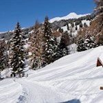 Mit Blick auf die Kassianspitze und die Lorenzispitze zur Klausner Hütte