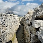 Corse e trincee attraversano il monte Piana