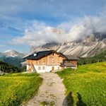 Brogles-mountain-hut-at-the-foot-of-the-Seceda-and-Odle-peaks