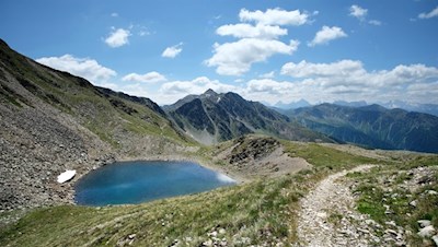 Am idyllischen Pfoisee