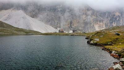 Sandessee mit Tribulaunhütte