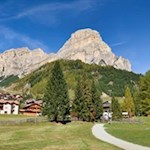 Am unteren Dorfrand von Kolfuschg