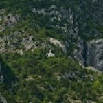 Nach dem Bau des Ponale Kraftwerkes gestiftet: die Chiesetta Santa Barbara 