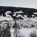 Während der Abfahrt öffnet sich ein schöner Ausblick auf Innichen