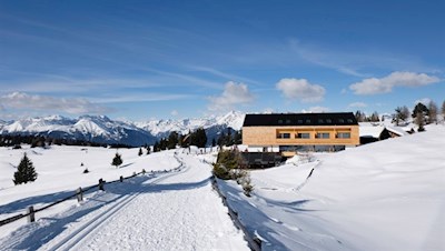 Die Starkenfeldhütte ist in eine bezaubernde Landschaft gebettet