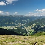 Rückwärtsgewandter Blick auf den Sterzinger Talkessel