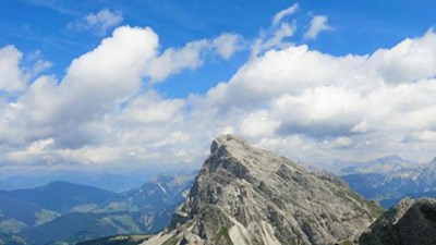 Blick auf den Peitlerkofel