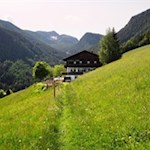 Von der Spilucker Platte führt uns die Wanderung zum Gasthaus Ortner