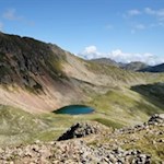 Der malerische Getrumsee liegt uns nunmehr zu Füßen