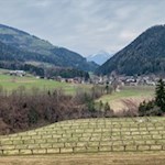 Ausblick auf Montal während des Anstiegs nach Maria Saalen