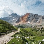Blick auf die klaffende Wunde der Kleinen Gaisl nach dem Felssturz im Jahr 2016