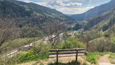 Aussichtsbank zwischen Klausen und Villanders