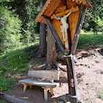 Along the path benches invite you to take a short rest