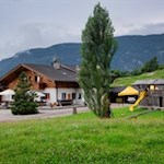 Unterwegs lädt das Gasthaus Lieg zur Einkehr