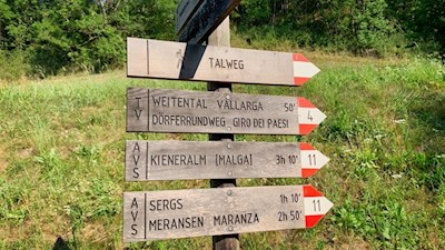 Auf dem Talweg von Vintl nach Weitental