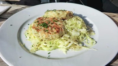 Die Hühnerspiel Hütte wartet mit genussvollen Bio-Gerichten auf