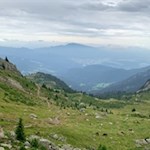 Bereits während des Anstiegs auf die Laugenspitze öffnen sich schöne Ausblicke
