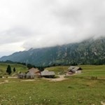 Selbst bei schlechtem Wetter berückend - die Gampenalm in Villnöss