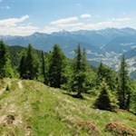 Über urwüchsige Hänge zur Hühnerspielhütte