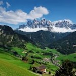 Der Villnösser Bergbauernweg eröffnet malerische Ausblicke