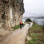 Bei Radfahrern und Wanderern gleichermaßen beliebt: die alte Ponale Straße