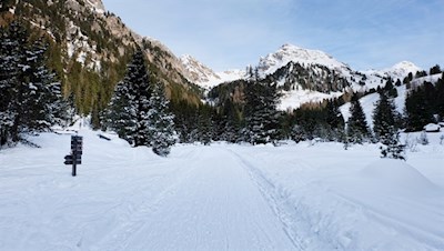Villnösser Winterzauber mit dem Zendleser Kofel im Hintergrund