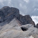 Blick auf die benachbarte Conturinesspitze