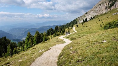 Anfangs folgt die Wanderung sanften Wegen