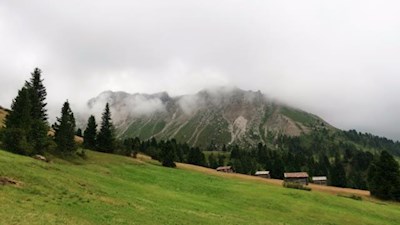 Medalges - spettacolare anche in abito da nebbia