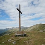 Gipfelkreuz-Sattele