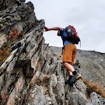 Seilgesicherte Passage während des Anstiegs auf den Ahrner Kopf