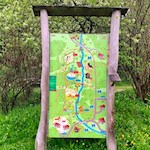 Karten helfen bei der Orientierung durch die Kinderwelt