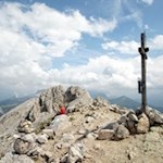 Auf dem Gipfel des aussichtsreichen Setsas